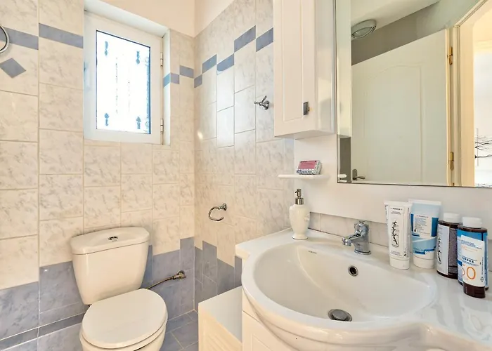 Villa Bamour With Paradise View